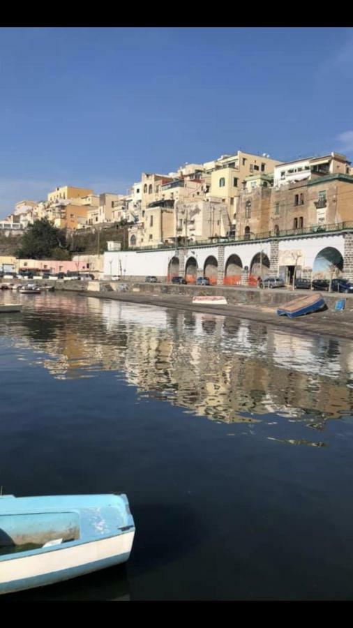 Apartamento Rosy Monolocale Nel Centro Storico Di Torre Annunziata Di Fronte Scavi Oplonti Exterior foto
