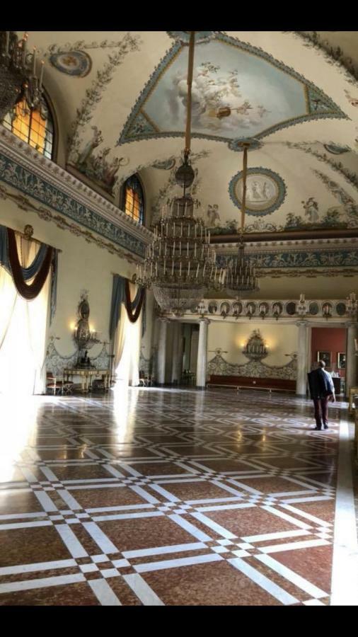 Apartamento Rosy Monolocale Nel Centro Storico Di Torre Annunziata Di Fronte Scavi Oplonti Exterior foto