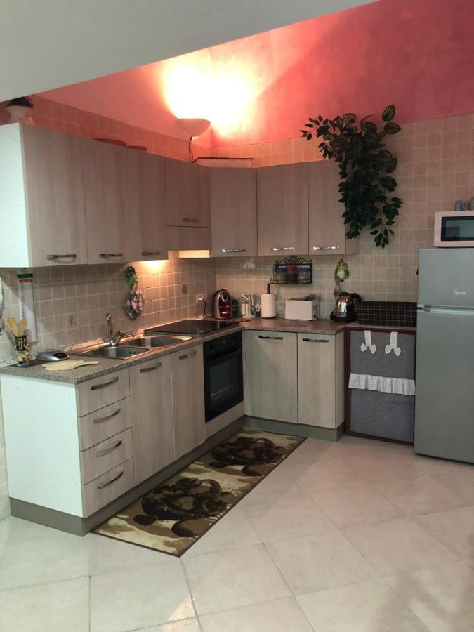 Apartamento Rosy Monolocale Nel Centro Storico Di Torre Annunziata Di Fronte Scavi Oplonti Exterior foto